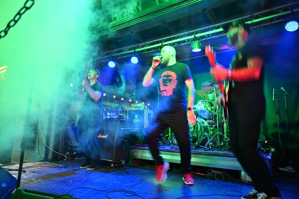 RAGE AGAIN live i Bygningen Vejle